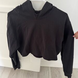 lululemon cropped hoodie (size 8, black)